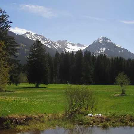 333 Mit Schwimmbad Kleinwalsertal Appartamento