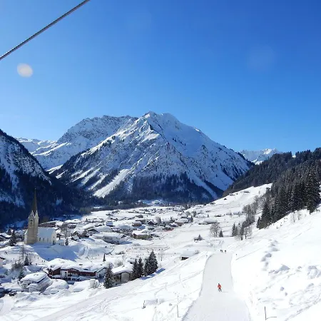 Appartement Mit Schwimmbad Kleinwalsertal
