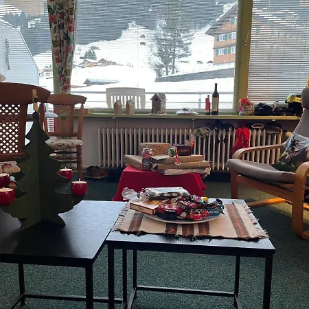 333 Mit Schwimmbad Kleinwalsertal Appartamento