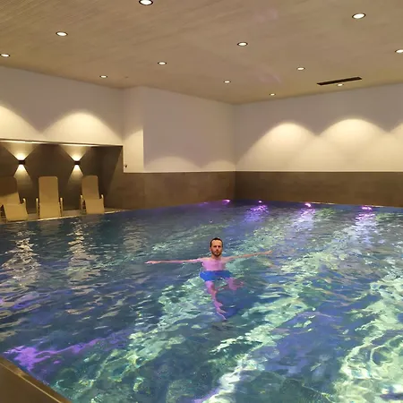 Appartamento 333 Mit Schwimmbad Kleinwalsertal