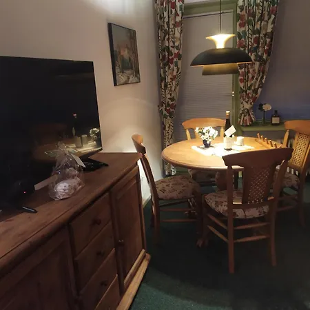 Appartamento 333 Mit Schwimmbad Kleinwalsertal 4*